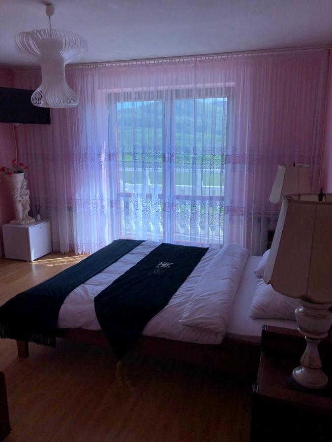 Wisniowa  Grand Panorama Bed & Breakfast エクステリア 写真