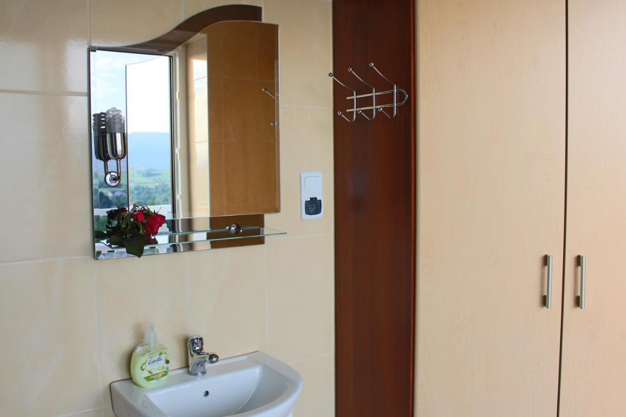 Wisniowa  Grand Panorama Bed & Breakfast エクステリア 写真